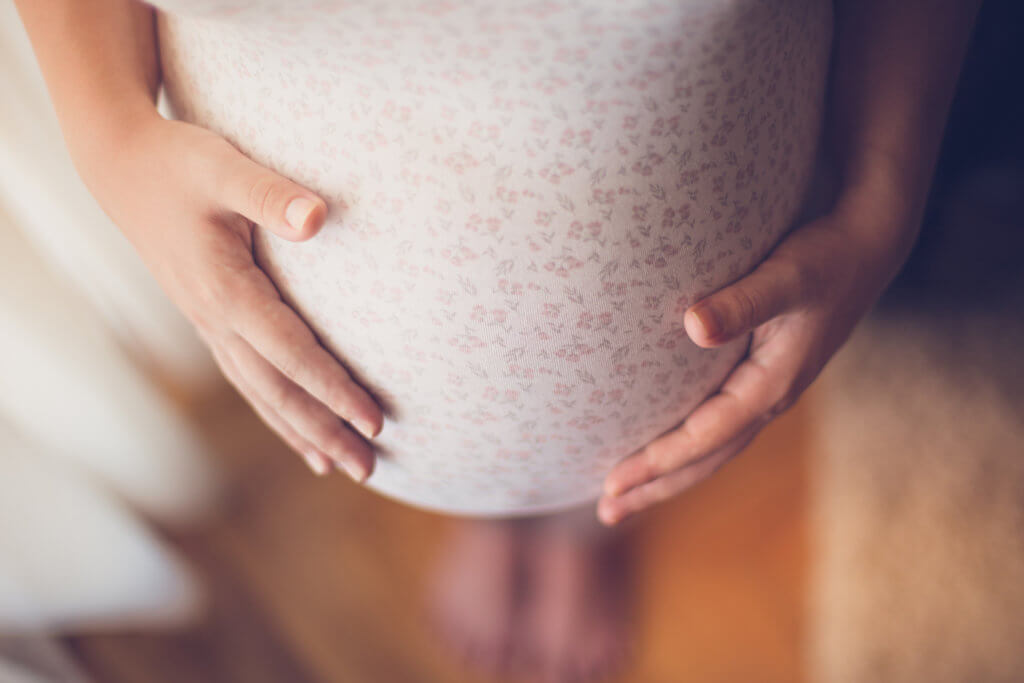 Can I Complete a Surrogacy Without an Agency? [Yes – Here’s How]